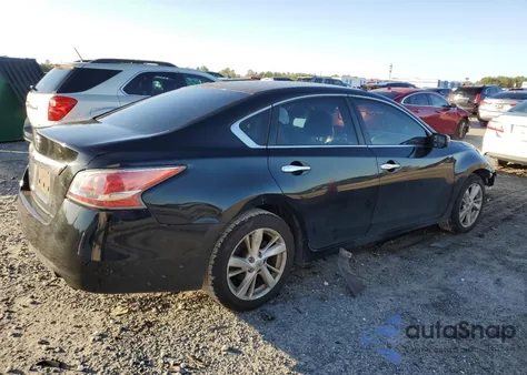 2015 Nissan Altima 2.5/2.5 S/2.5 Sl/2.5 Sv z USA, uszkodzony, nr VIN 1N4AL3AP9FC443365